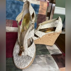 Micheal Kors Wedges